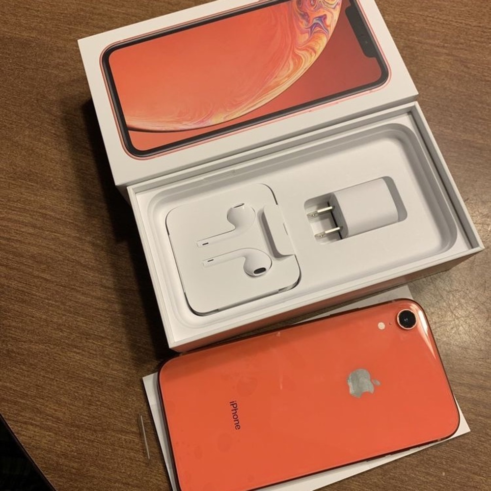 iPhone XR coral